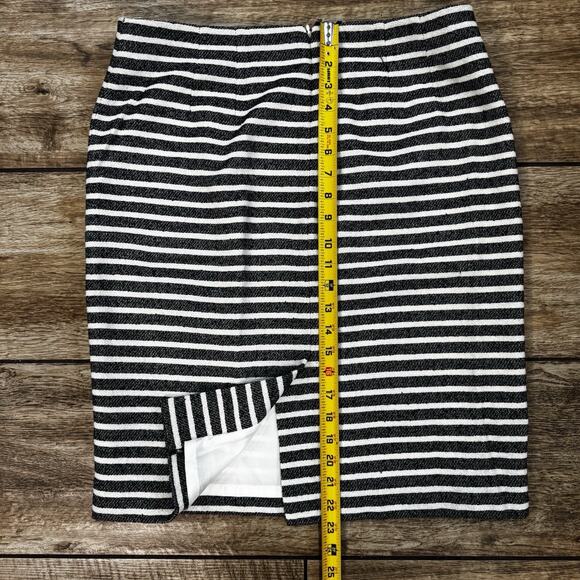Ann Taylor Skirt Black White Tweed Boucle Striped Casual Career - Picture 6 of 10